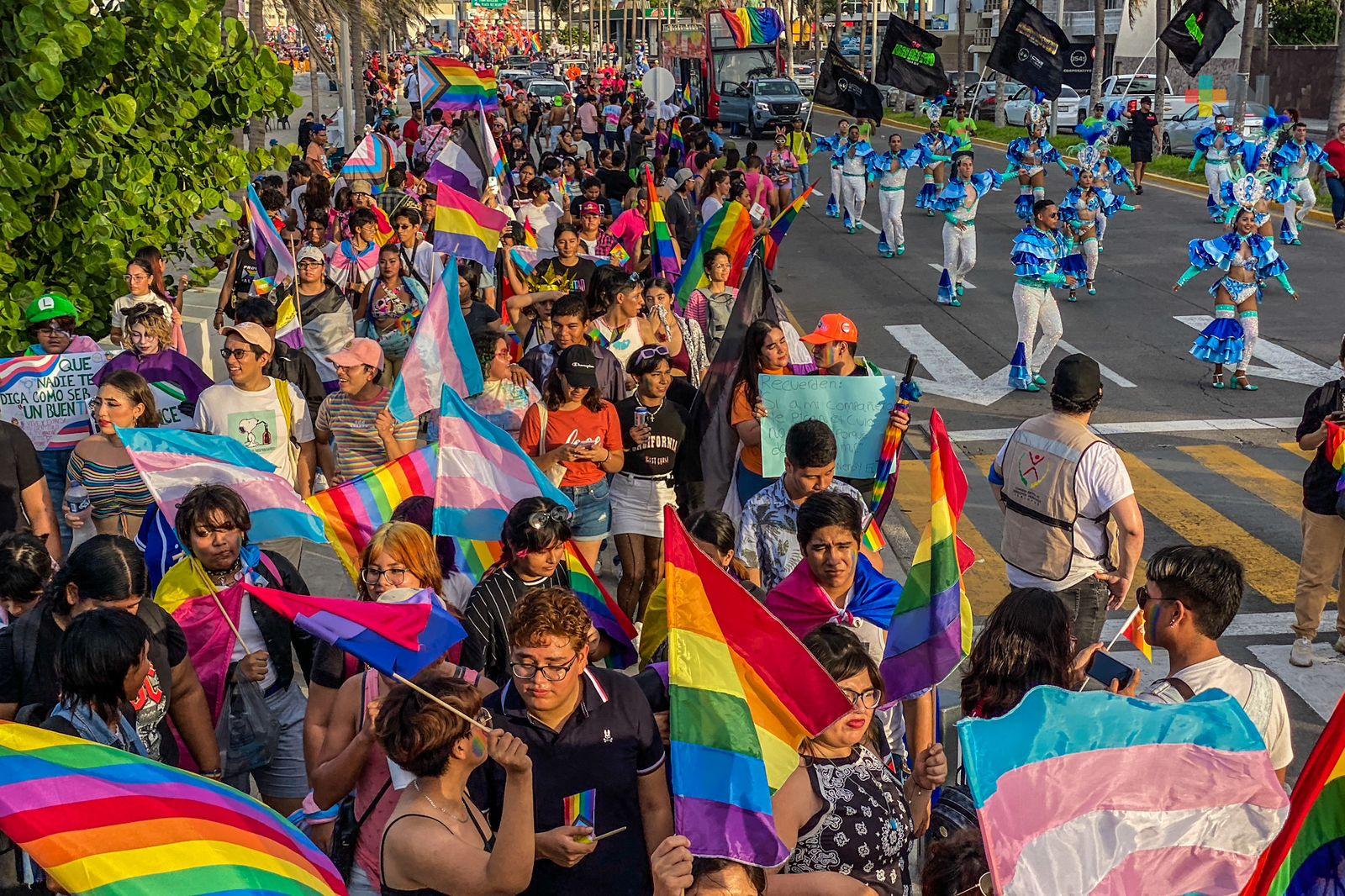 Más de tres mil personas acudieron a marcha LGBTQ+ realizada en Veracruz