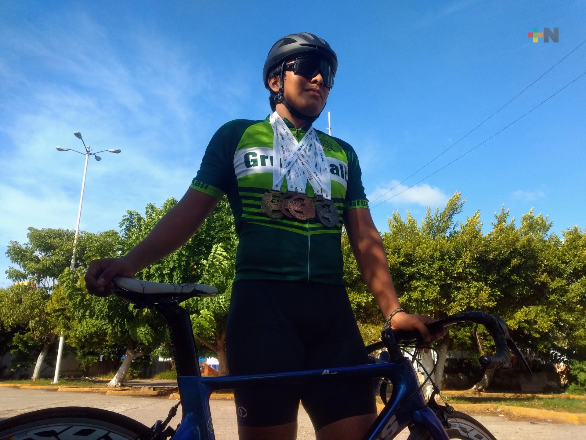 Nacif Valencia ganó medalla de oro en Copa Nacional de Ciclismo de Pista