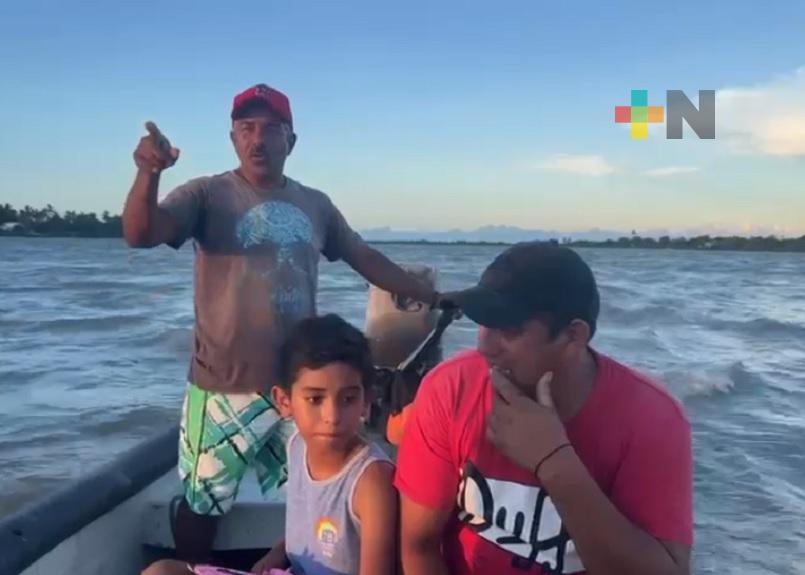 Inicia veda del róbalo, pescadores tlacotalpeños optan por paseos para turistas