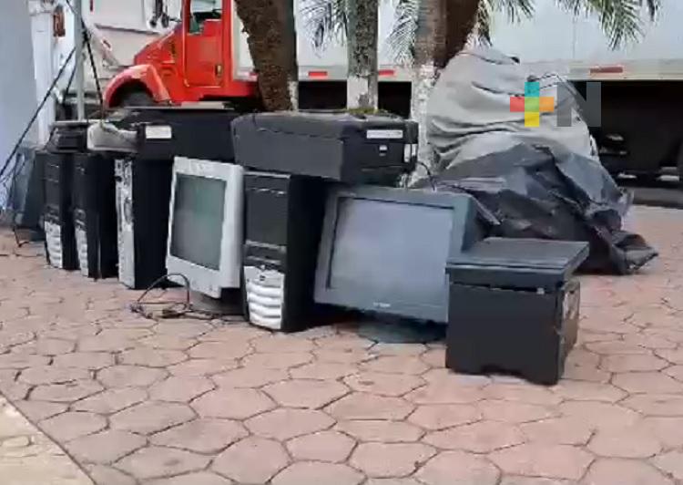 Econtainer recolecta importante cantidad de residuos electrónicos