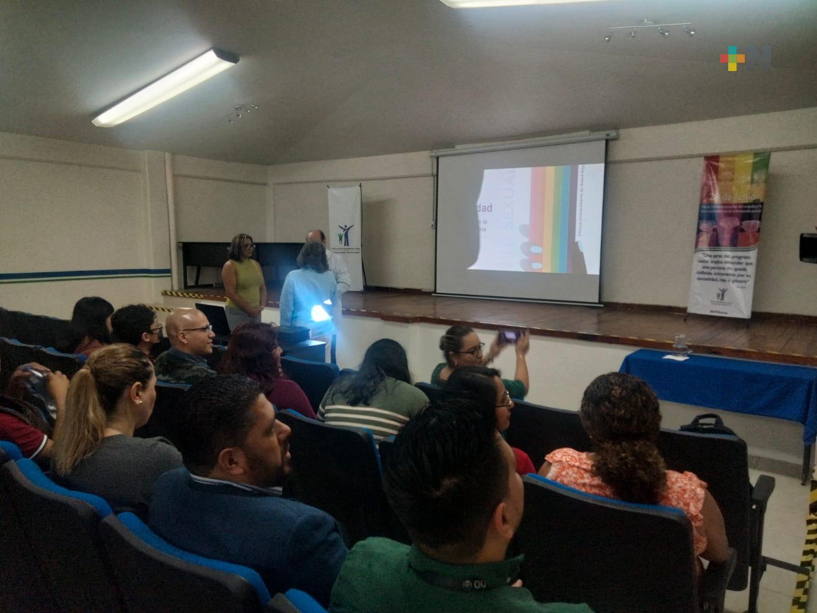 Universidad Veracruzana participa en charla «diversidad sexual en atención sanitaria»