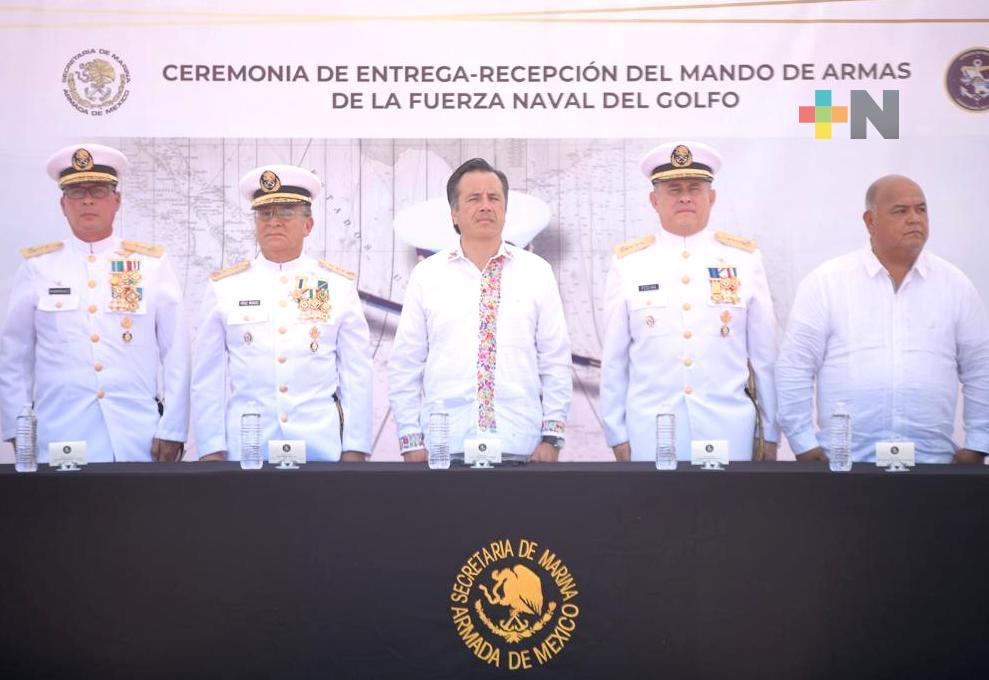 Gobernador recibe al nuevo Mando de Armas de la Fuerza Naval del Golfo en Tuxpan