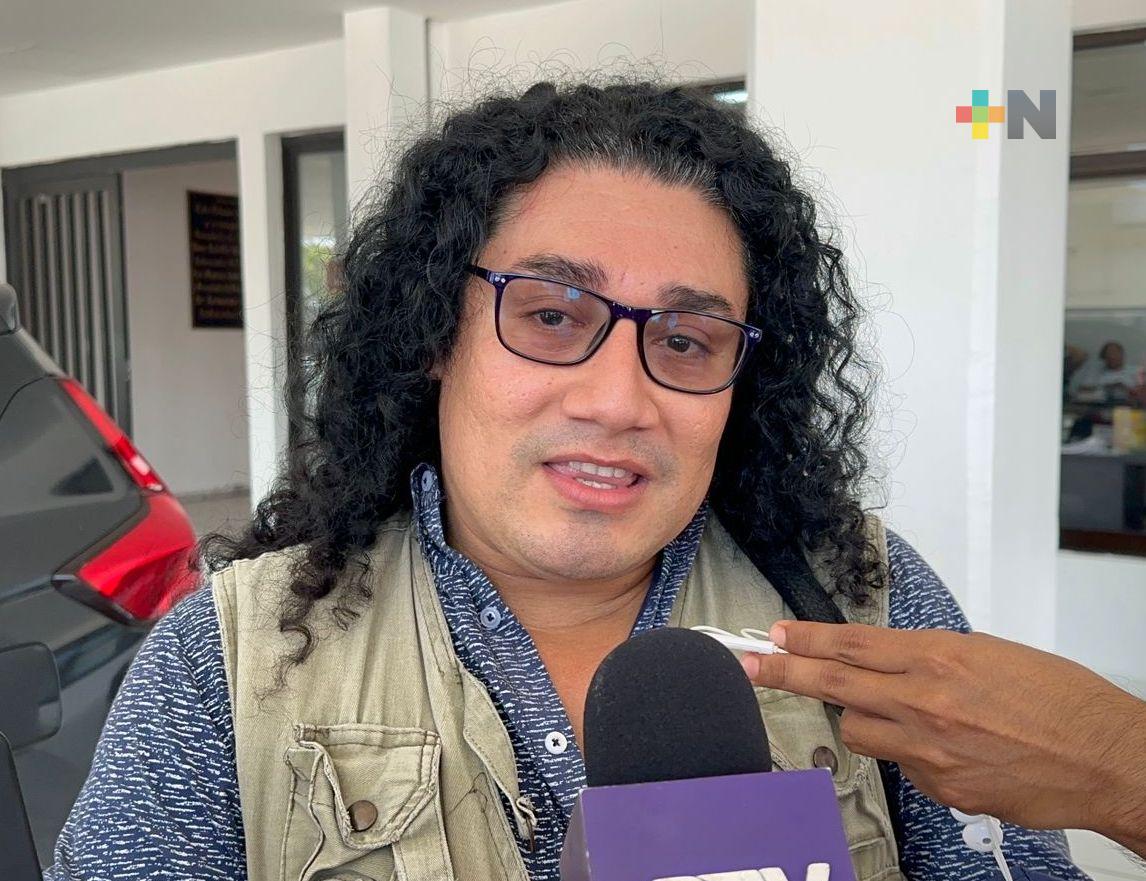 Cantante Heder López participará en Campeonato Mundial de Karaoke