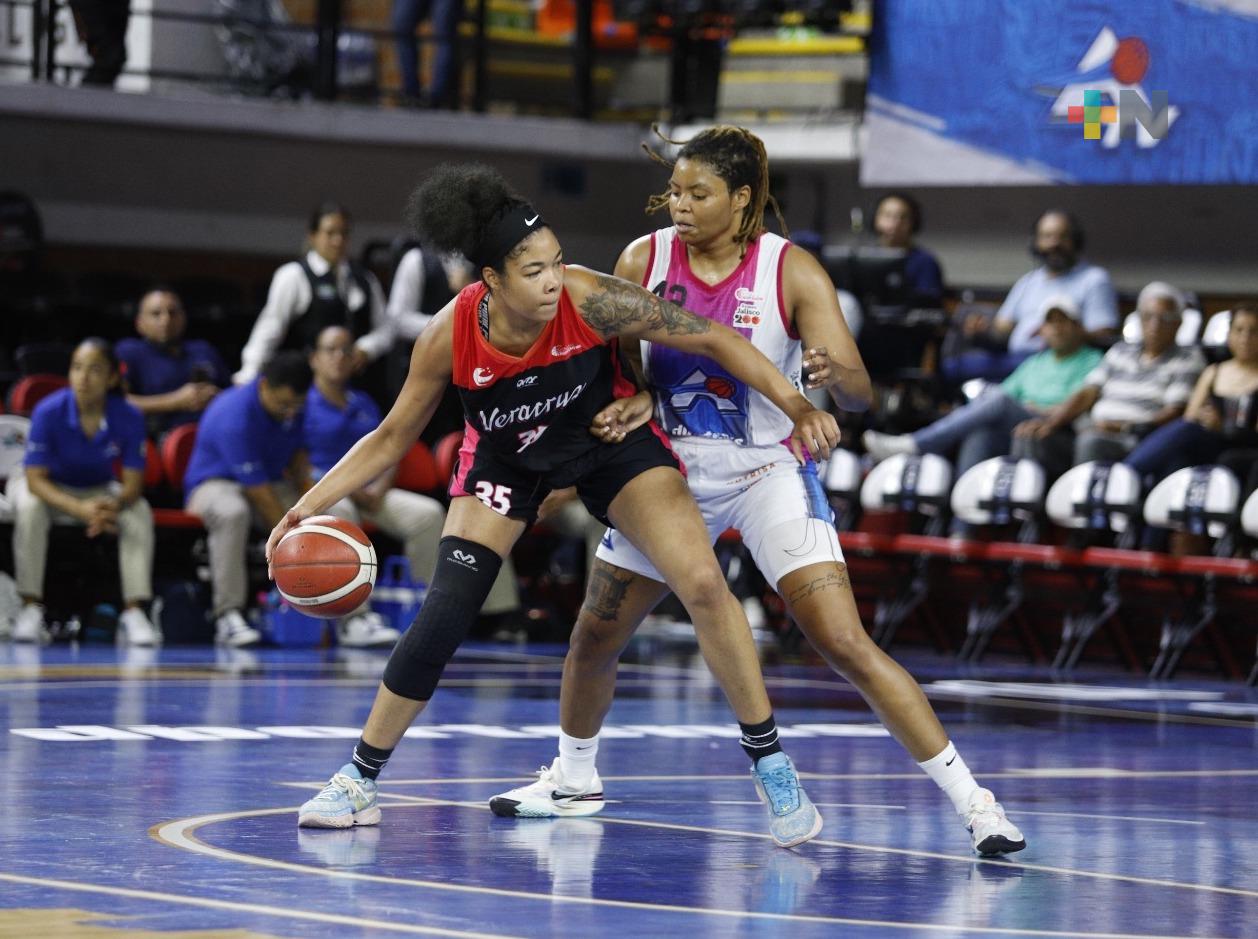 Astros vence por 89-82 a las Rojas de Veracruz, al iniciar los playoffs femeniles