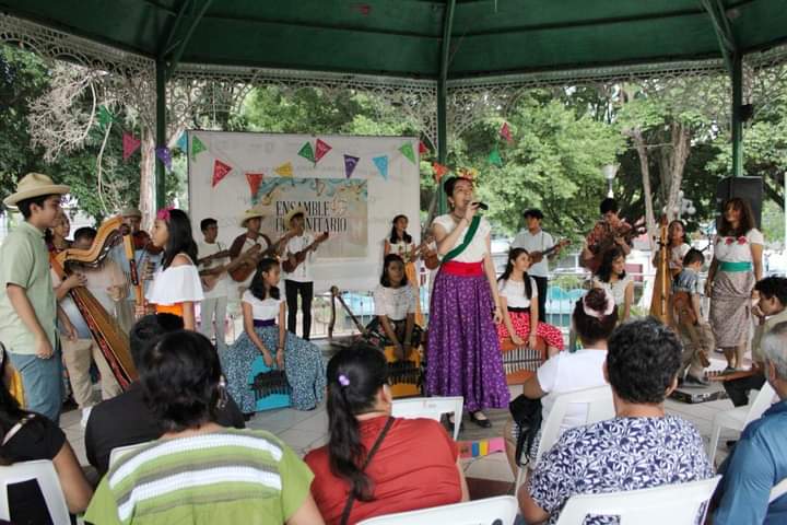 Celebra Ensamble Comunitario de Son Jarocho su V Aniversario, en San Andrés Tuxtla, Veracruz