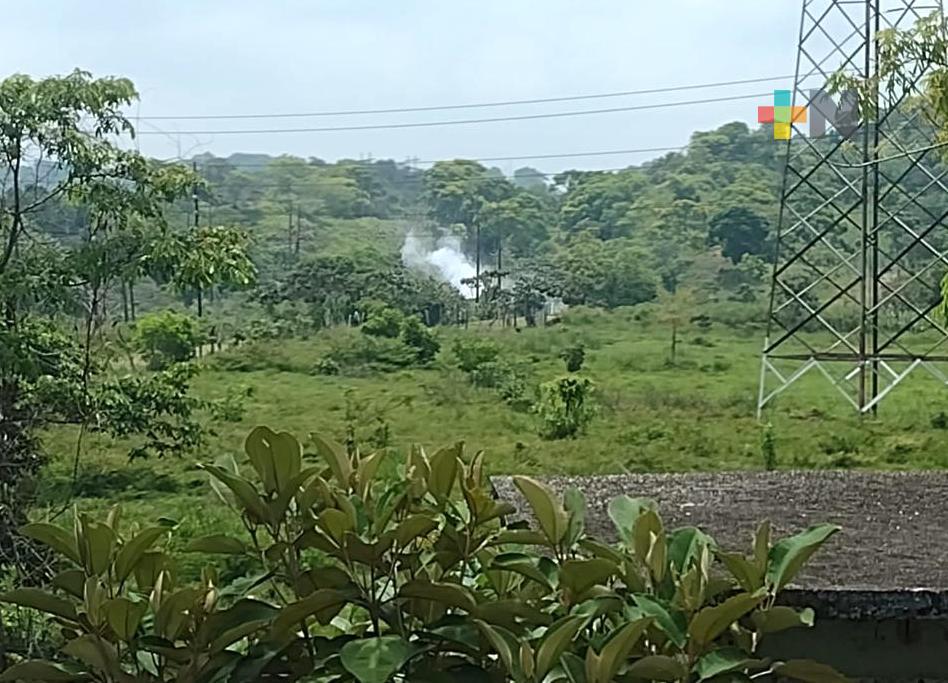 Se registra fuga de gas natural en carretera Nanchital-El Chapo