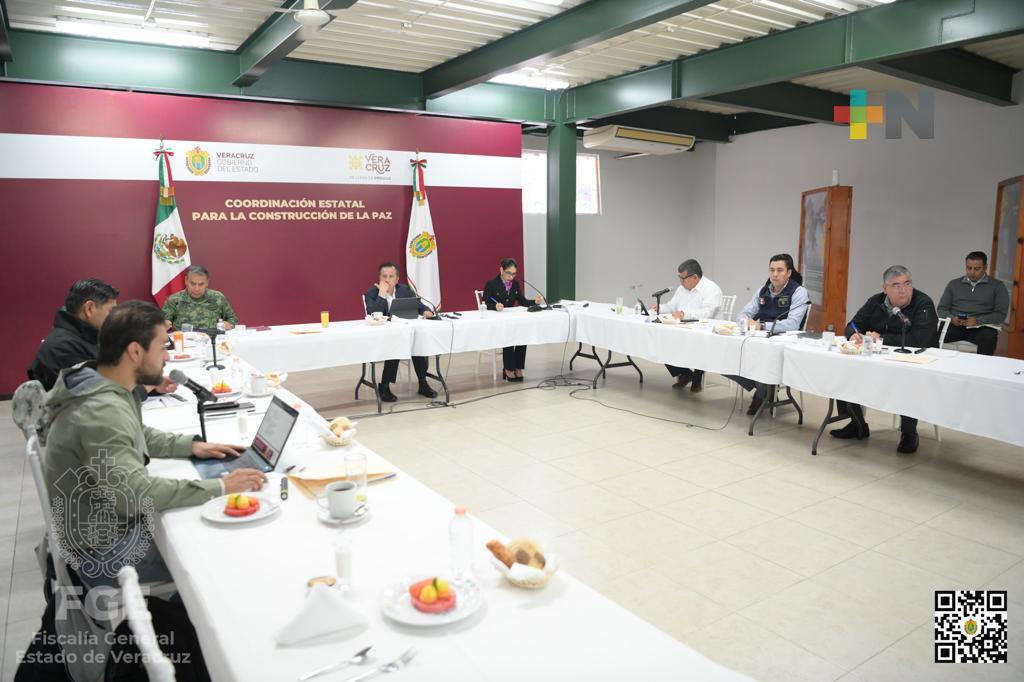 FGE brinda informe en la Mesa para Construcción de la Paz en Emiliano Zapata