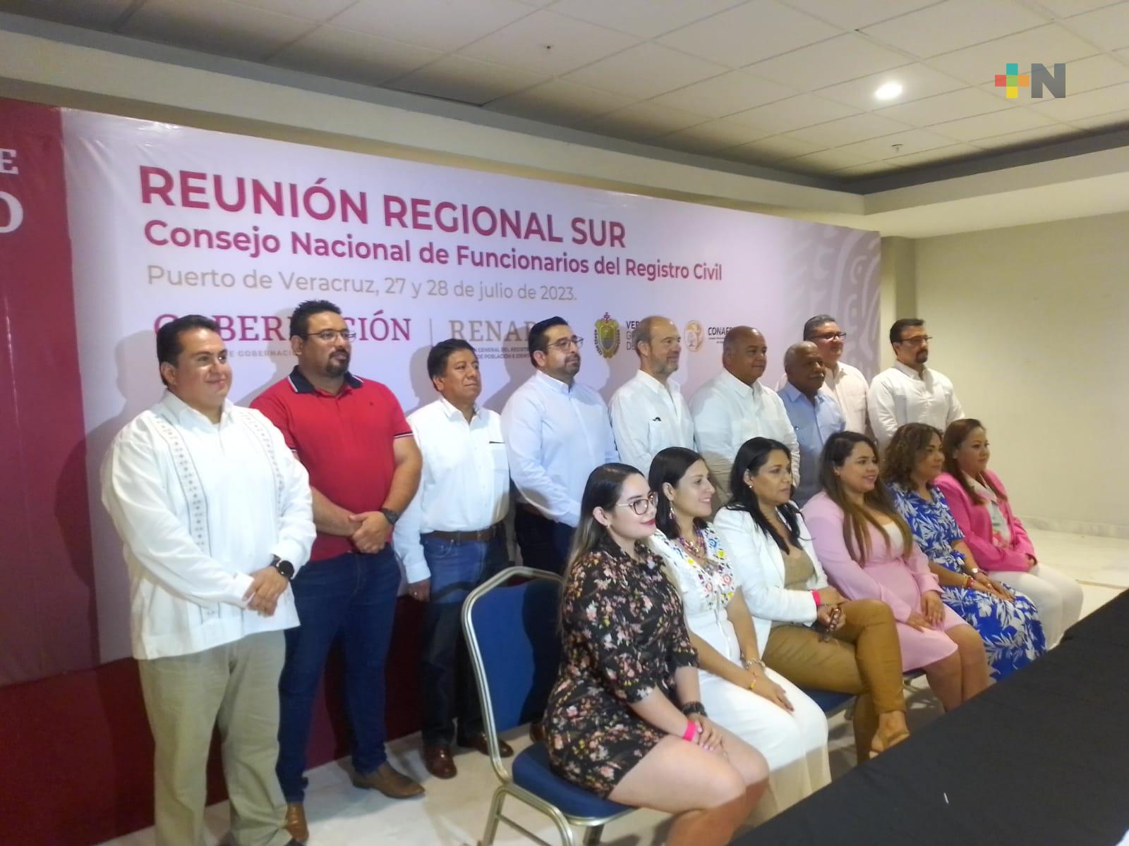 Veracruz número uno en materia de Registro Civil: Eric Cisneros