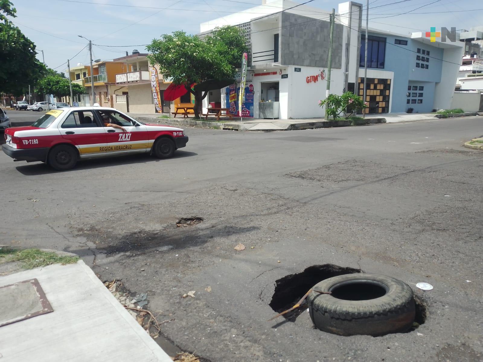 Autoridades sin atender hundimiento en colonia centro de Veracruz puerto