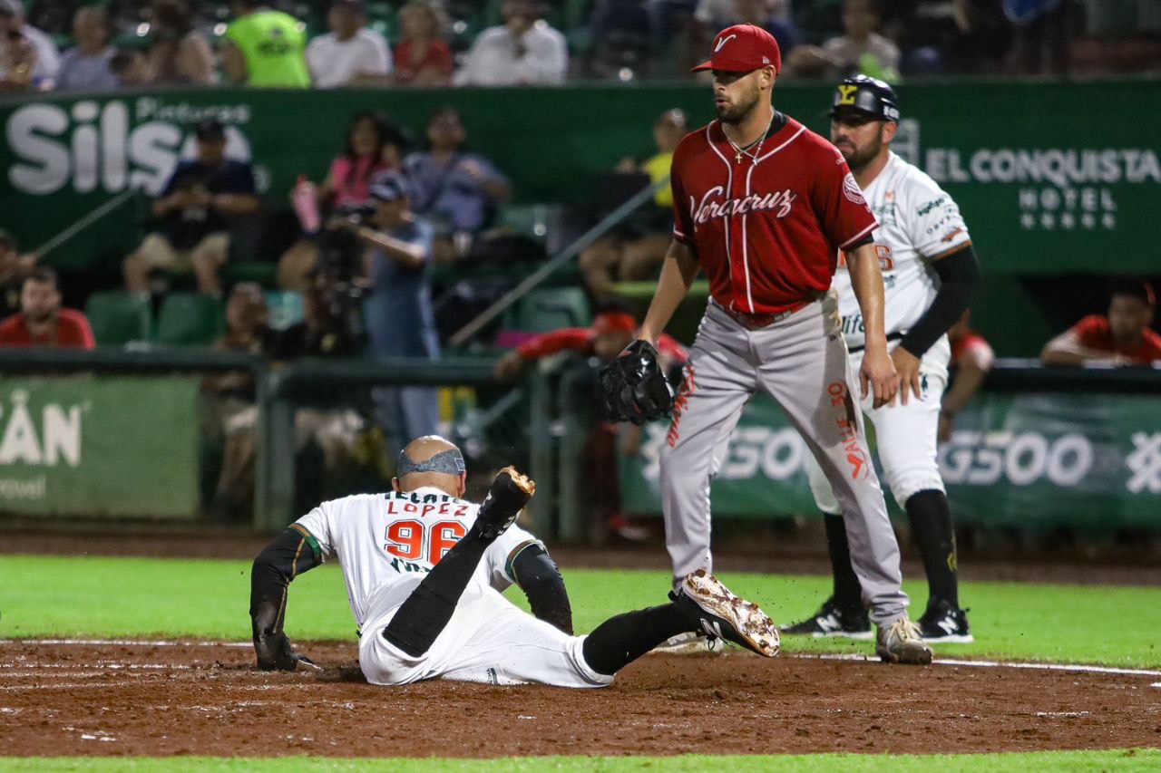 Yucatán vence por 4-3 a El Águila, en el Kukulcán