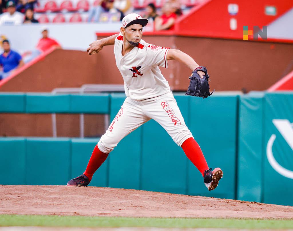 José Miguel Piña entra a la historia de El Águila