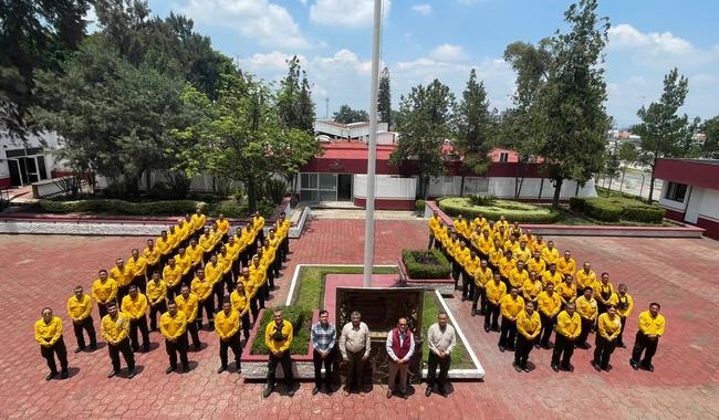 México amplía su apoyo en la lucha contra incendios forestales en Canadá