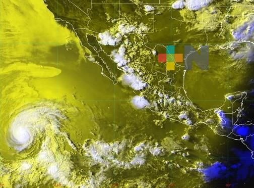 Monzón mexicano y la onda tropical 12 ocasionarán lluvias muy fuertes en el país