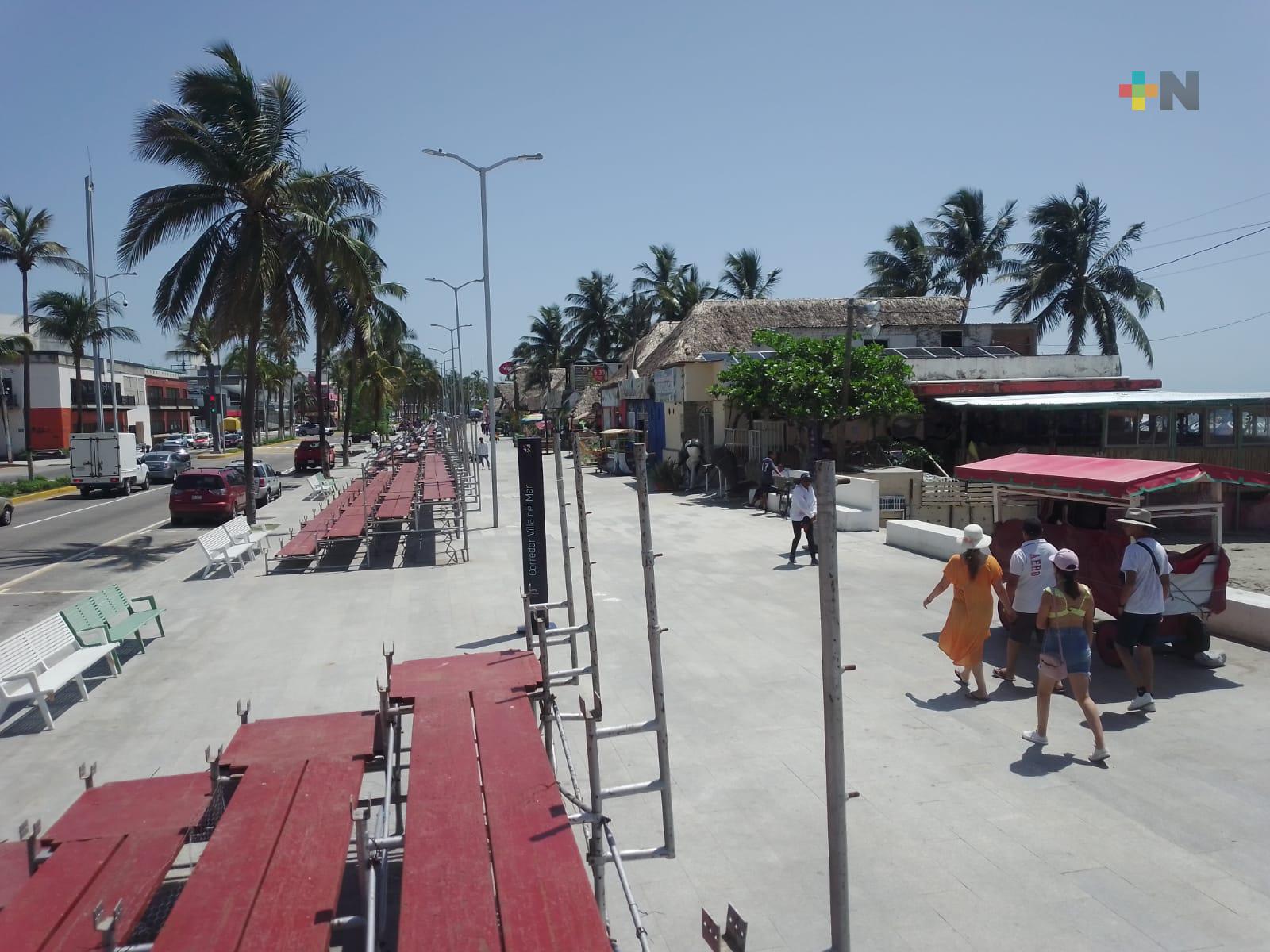 Sigue retiro de gradas del lado de playa en bulevar Ávila Camacho