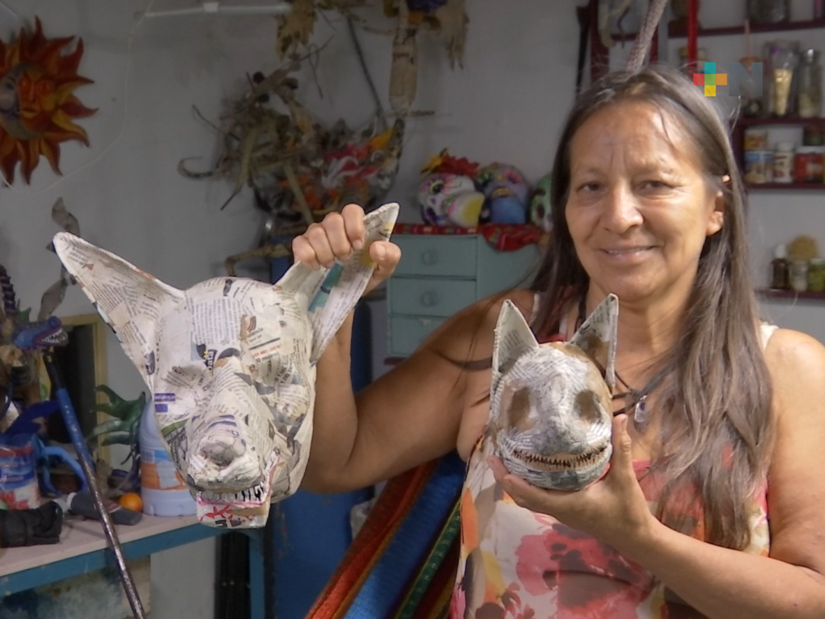 Talleres de cartonería y papel maché para toda la familia