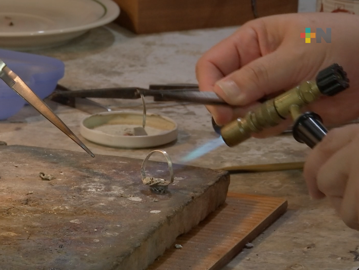 Invitan al taller de orfebrería en Patio Muñoz