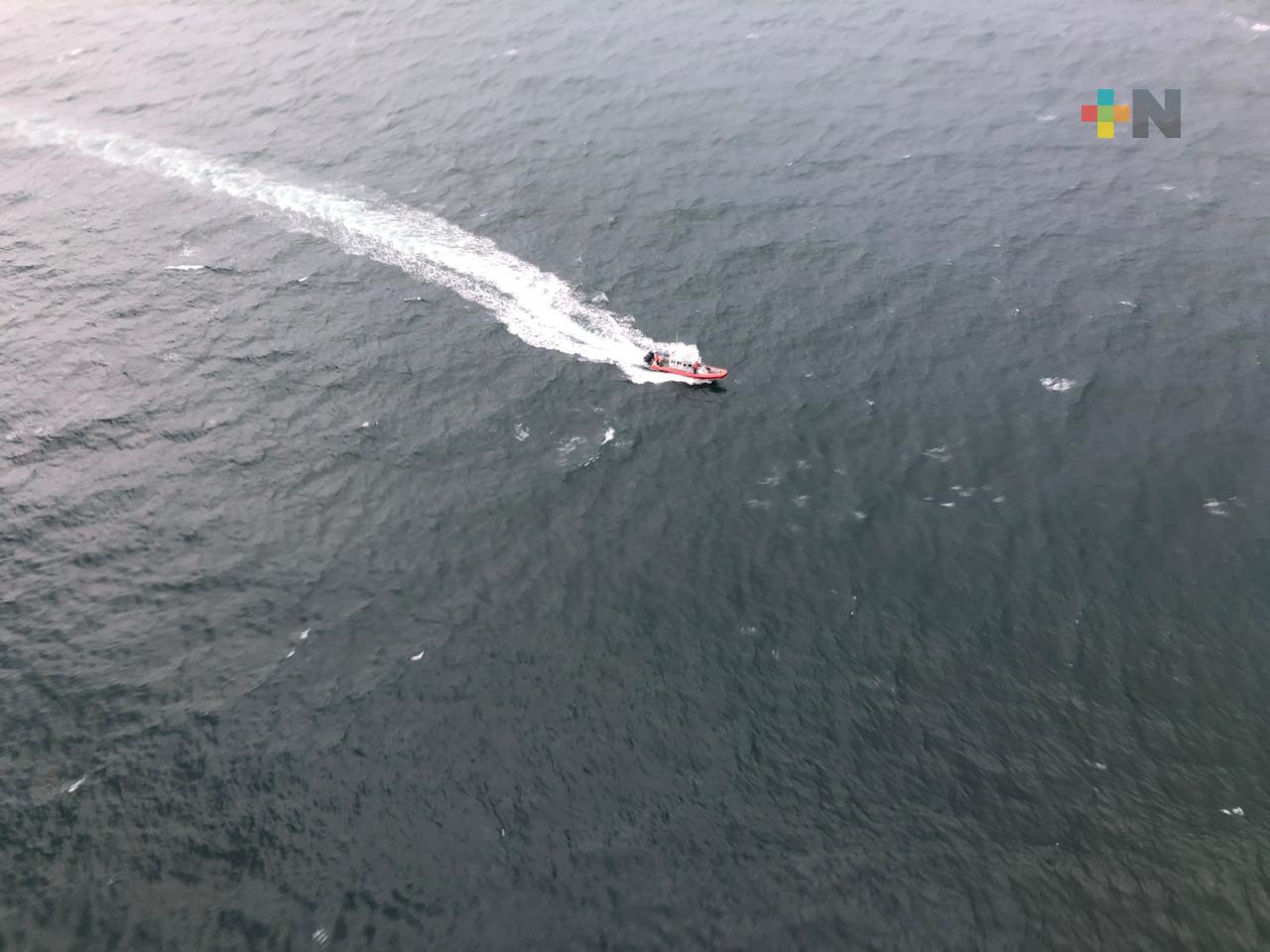 Continúa búsqueda de las víctimas del desplome de aeronave en puerto de Veracruz