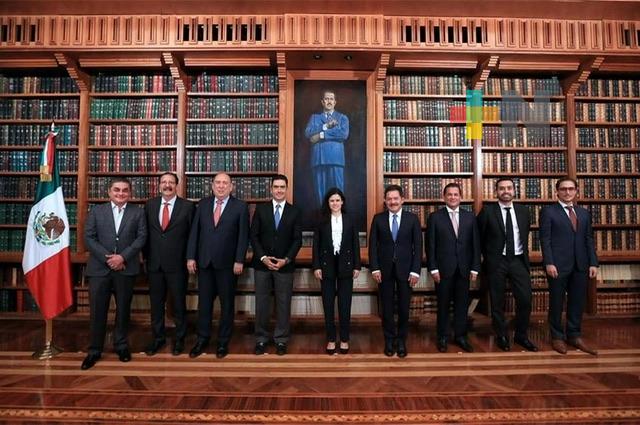 Se reúnen coordinadores parlamentarios con la secretaria de Gobernación
