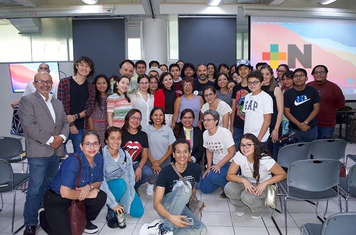 José Edelstein impartió taller sobre relación entre ciencia y arte