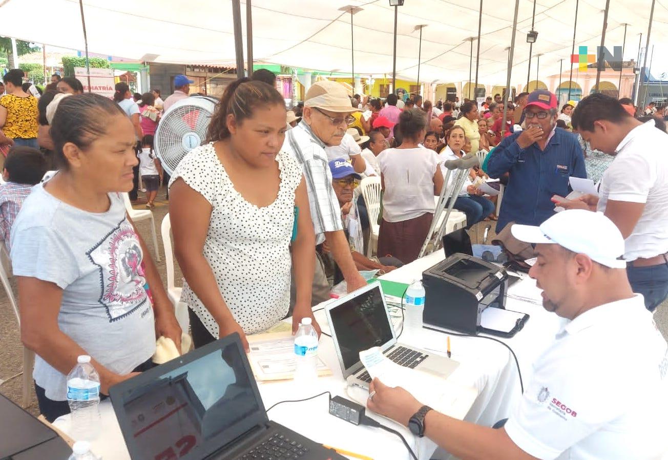 Brigadas itinerantes del Registro Civil trabajan en Sochiapan, Playa Vicente y Acayucan