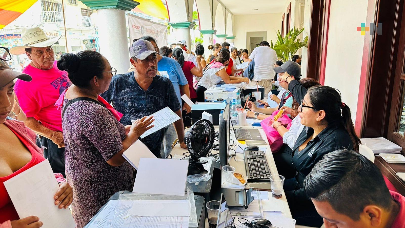 Brigadas itinerantes del Registro Civil otorgan más de 950 servicios en Playa Vicente