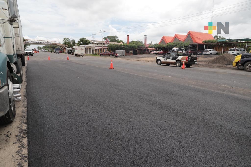 Supervisan Eric Cisneros y SICT Veracruz trabajos del libramiento en Sayula de Alemán