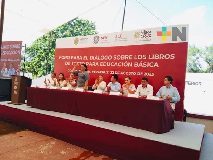 Libros de texto son contribuciones de docentes, debemos apoyar la labor magisterial: Diputada