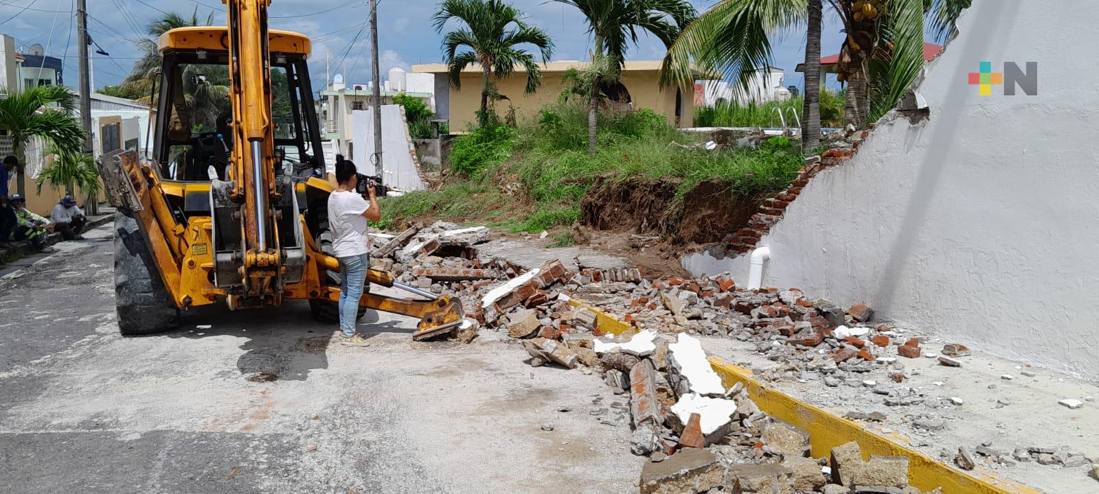 Colapsa barda por lluvias en Boca del Río