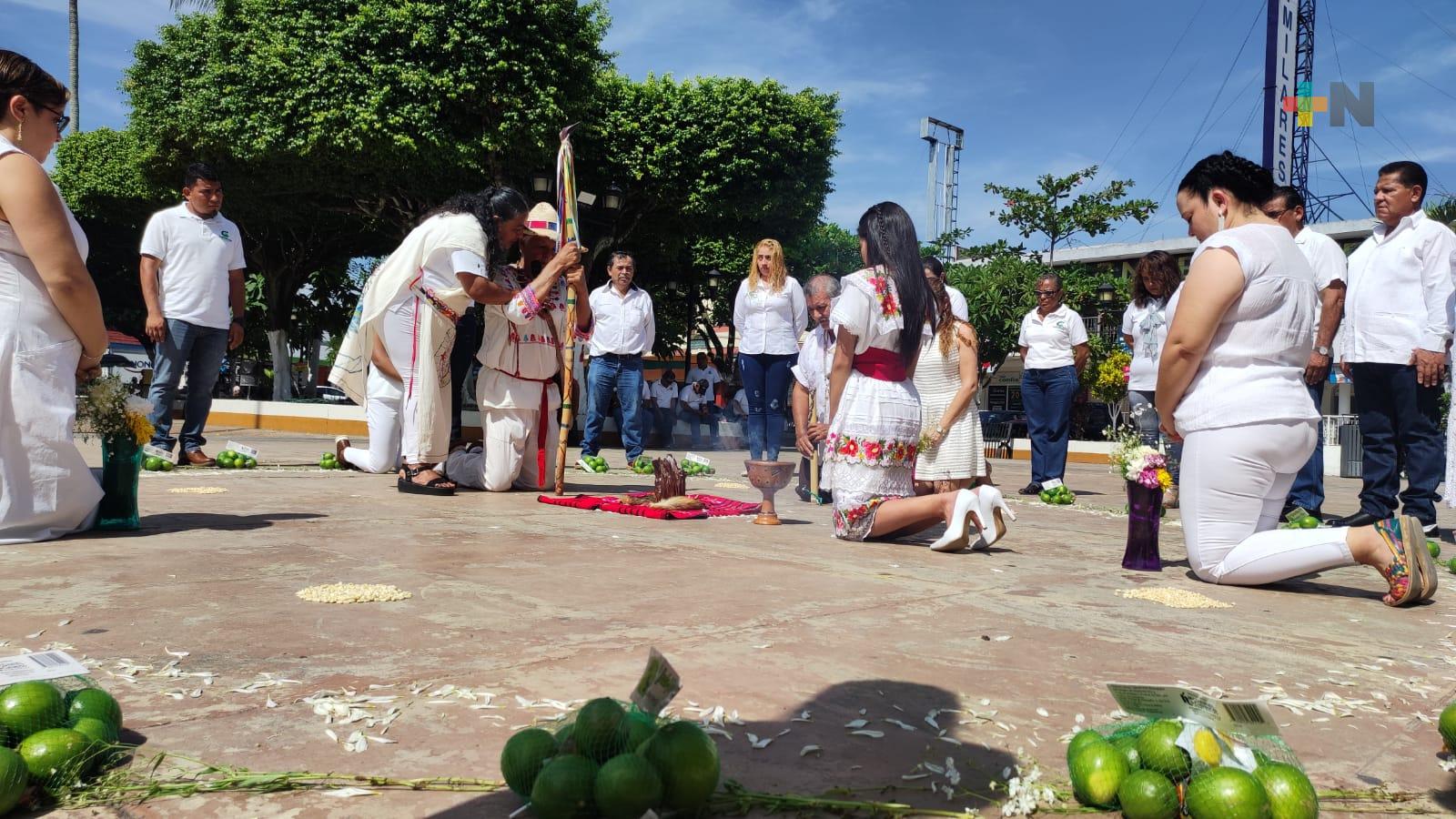 Conmemoran Día Internacional de Pueblos Indígenas con ritual de agradecimiento a la Madre Tierra