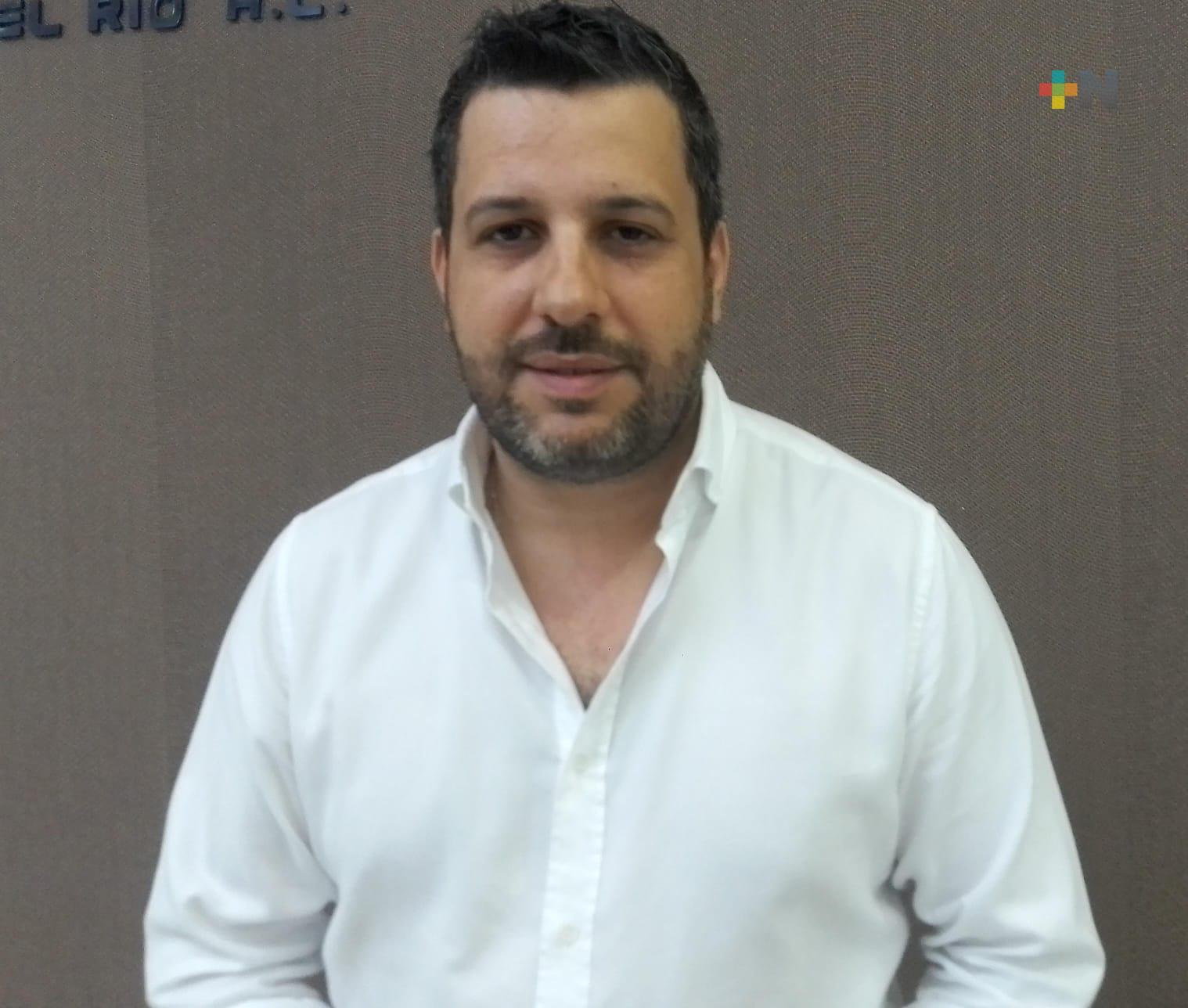 Iniciativa privada en contra de mejorar imagen de palapas de playa Villa del Mar