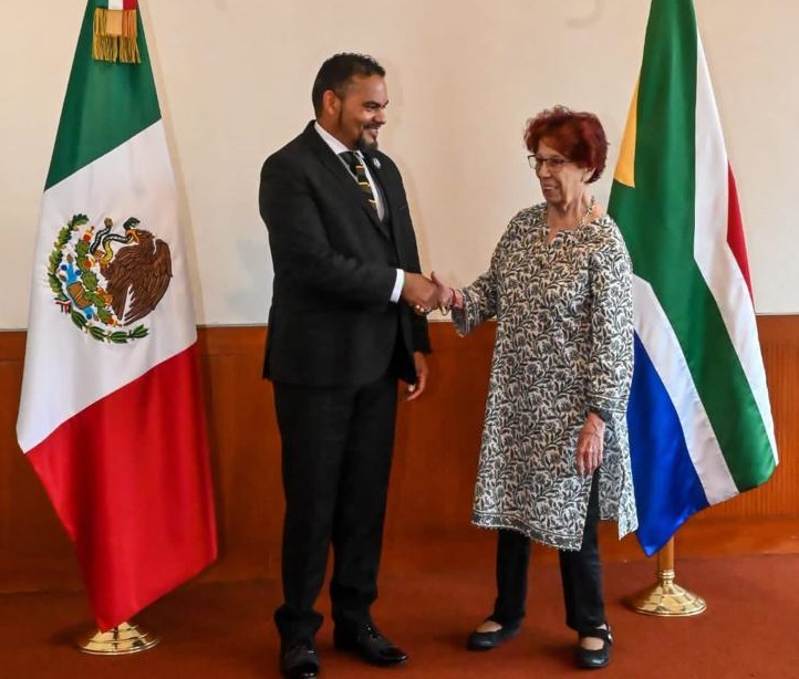 México y Sudáfrica acuerdan relanzar sus vínculos políticos, económicos y de cooperación