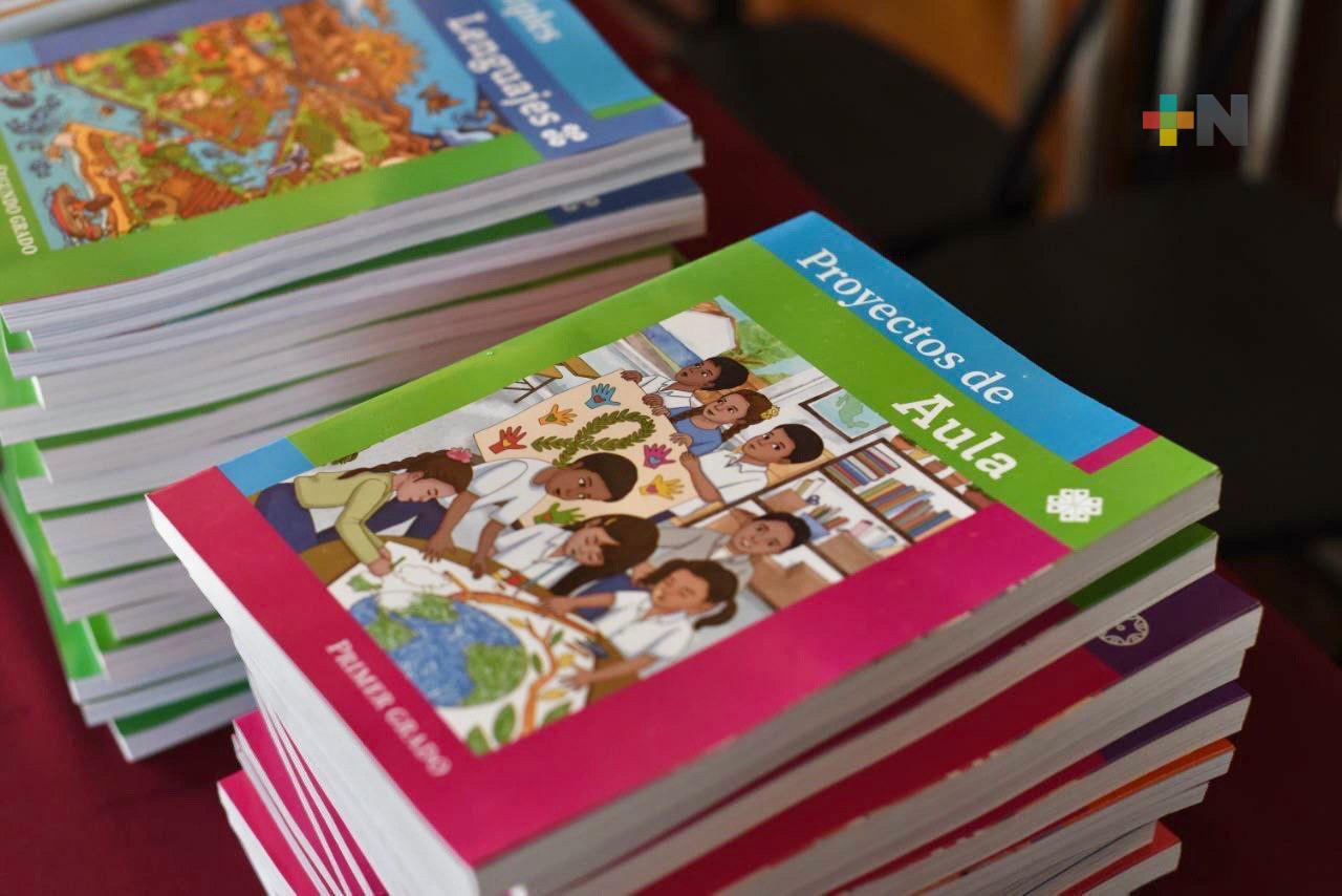 Distribución de libros de texto gratuito sin mayor contratiempo en Veracruz: SEV