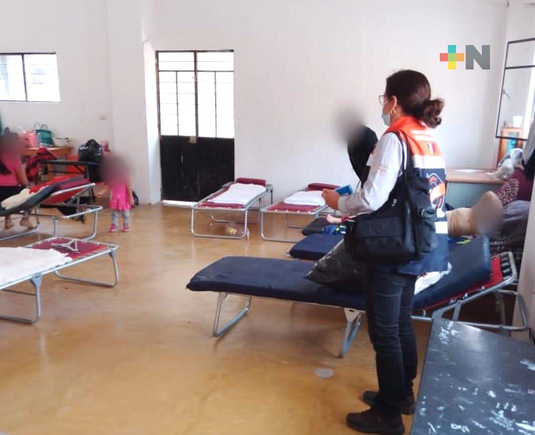 Brindan atención sanitaria a habitantes de zonas afectadas por inundaciones