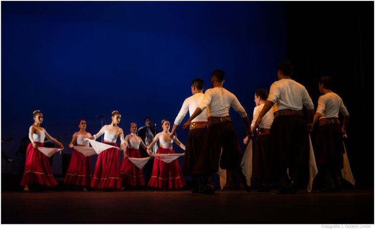 Invita a presentaciones del Encuentro Escénico Veracruz de agosto