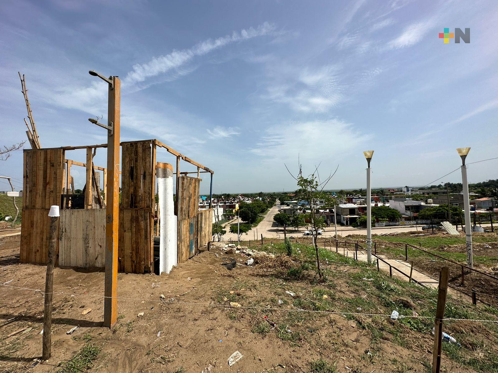 En dos colonias de Coatza cunde la ocupación ilegal de predios