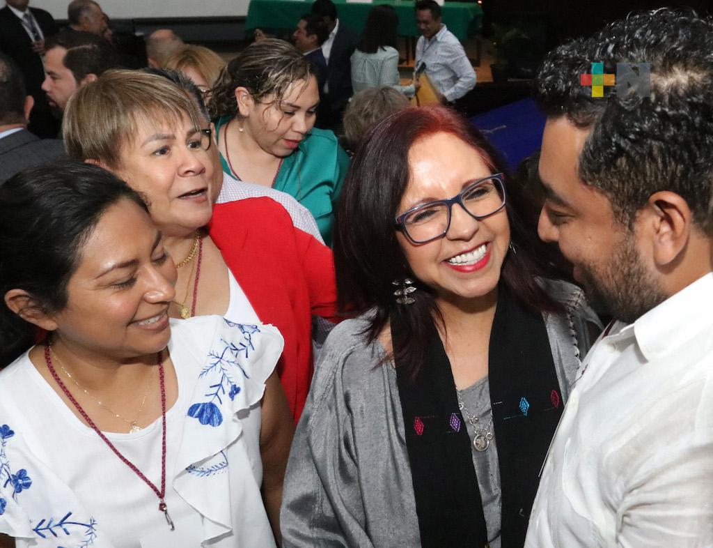 Críticas no son contra libros de texto gratuitos, sino contra la transformación educativa