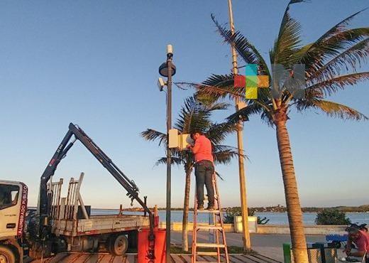 Coatzacoalcos brinda a población 17 puntos de conectividad a internet gratuita