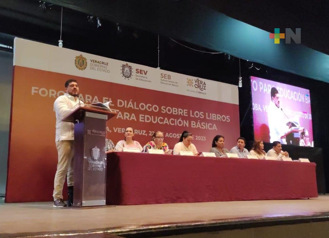 En Córdoba realizan Foro «Diálogo sobre nuevos libros de texto para Educación Básica»