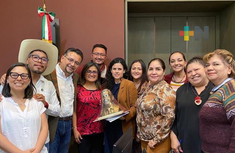 Grupo parlamentario de Morena se reúne con secretaria de Gobernación