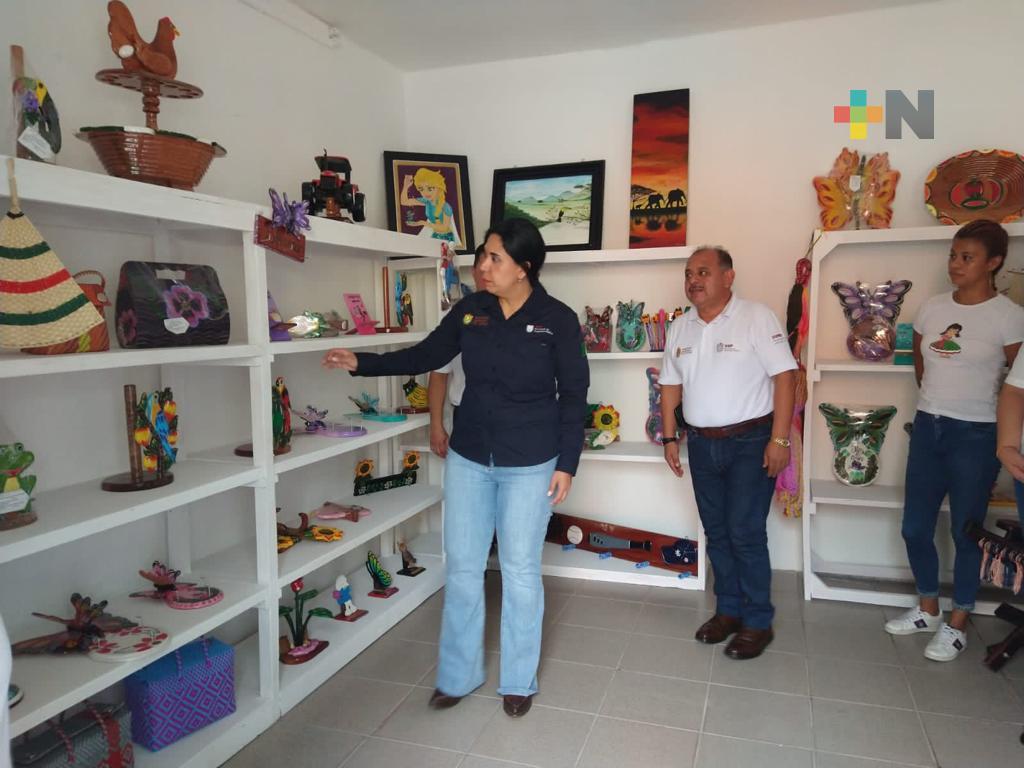 Inaugura la DGPRS segunda casa de artesanías, en Cosamaloapan