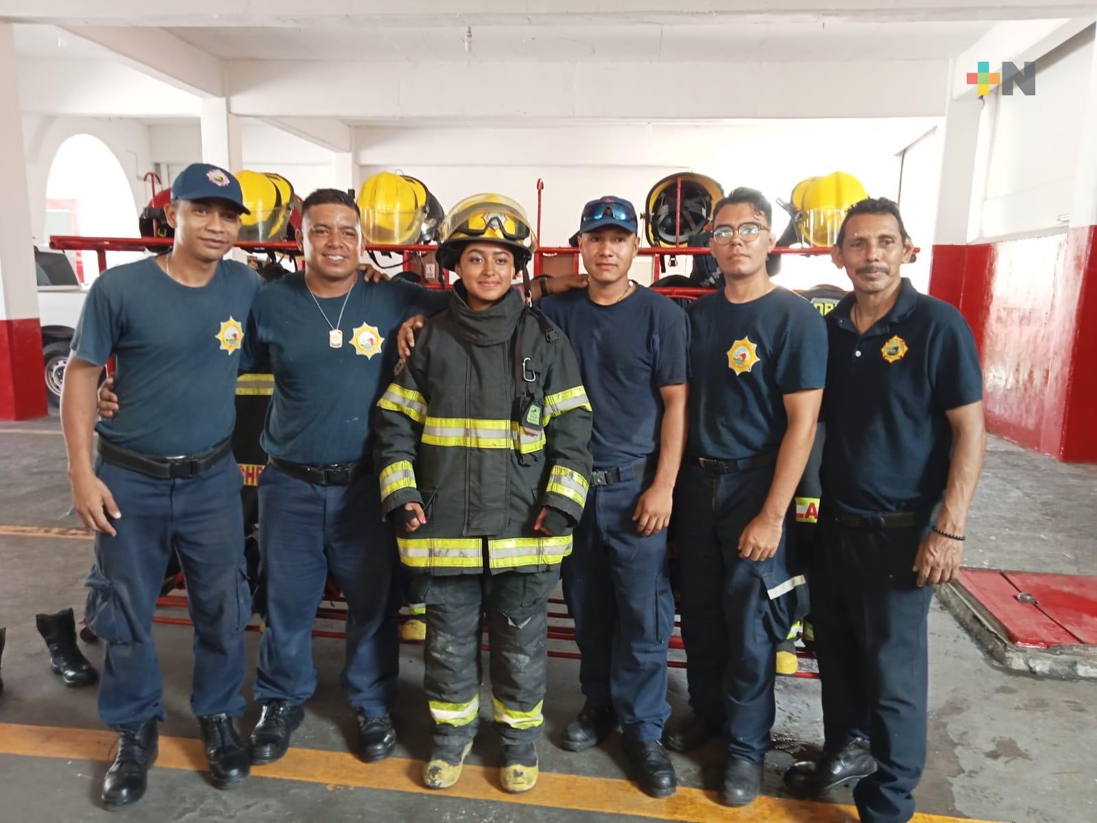 Yesenia Pérez, bombera en la zona conurbada Veracruz y Boca del Río