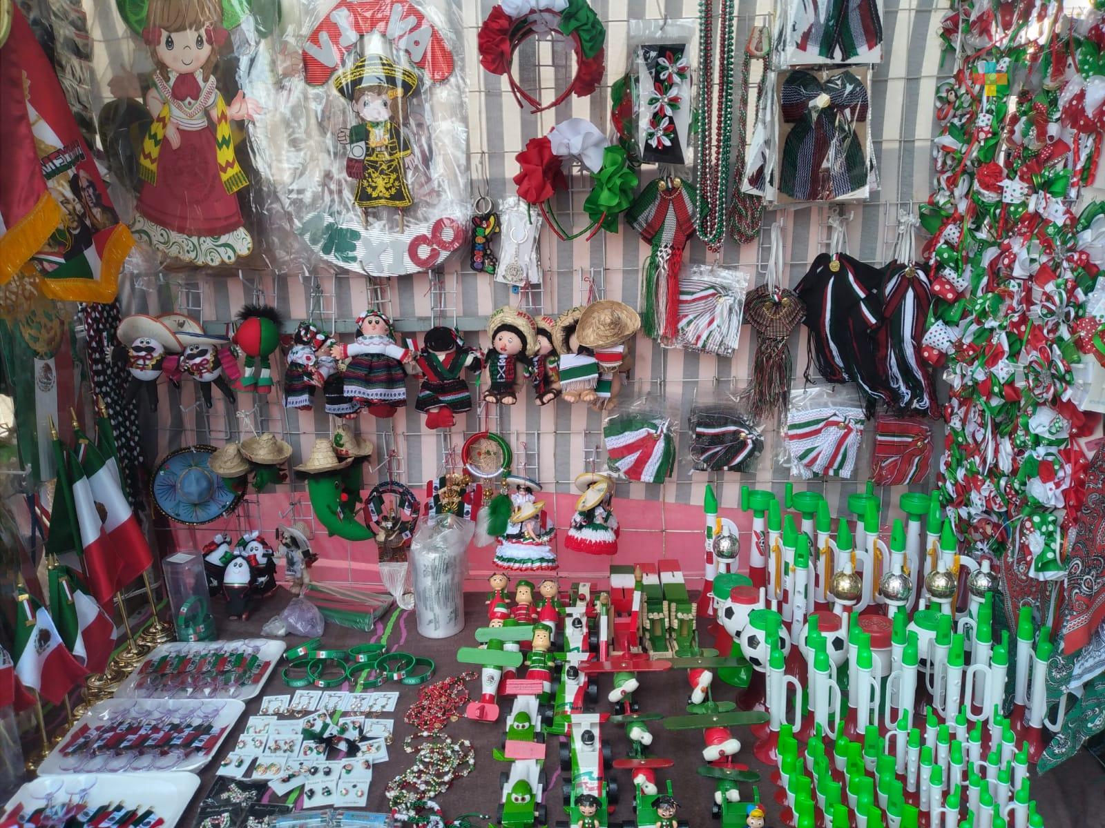Comienza venta de artículos patrios en el municipio de Veracruz