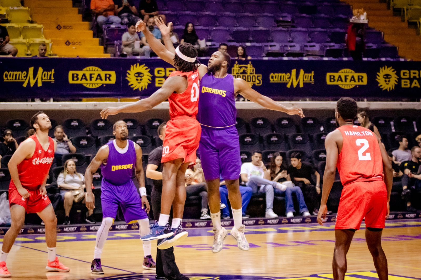 En Copa Dorada, Chihuahua vence por 91-89 a los Halcones Rojos