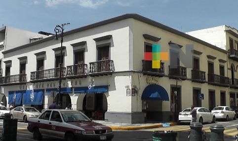 Evitarán colocar ductos en fachadas y marquesinas en centro histórico de Veracruz