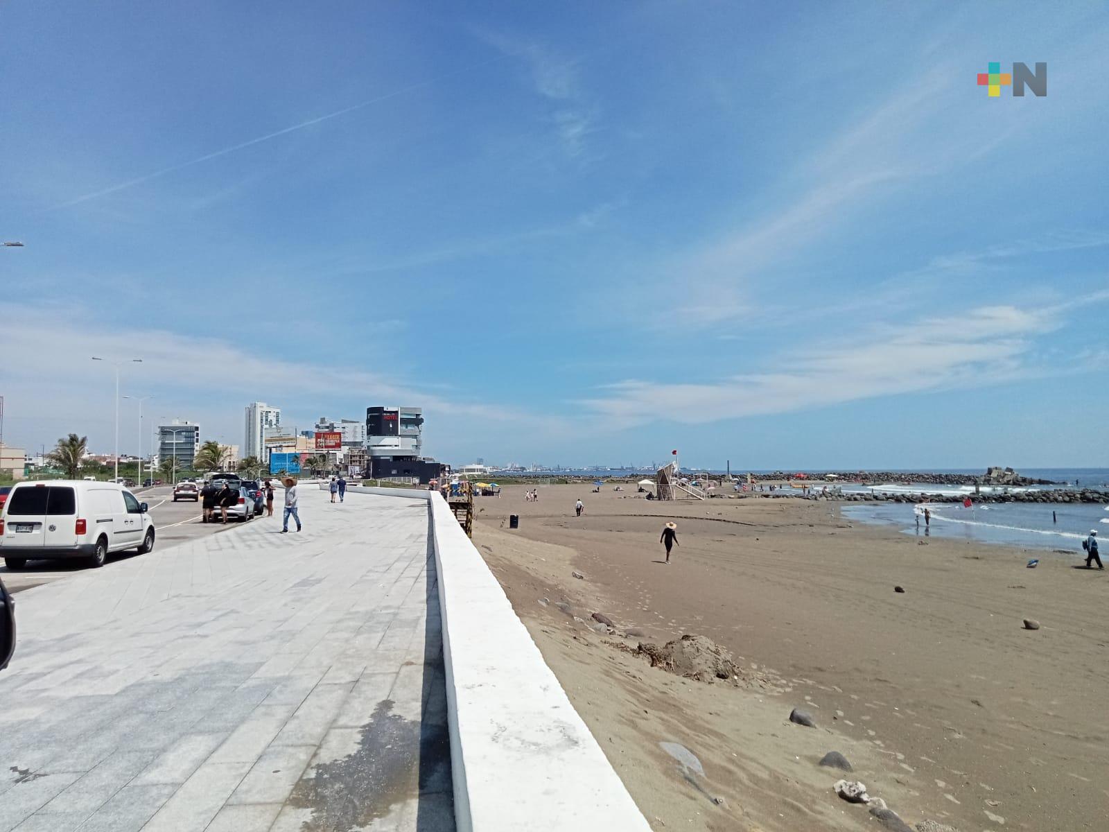 Fin de semana soleado con probables lluvias durante la noche