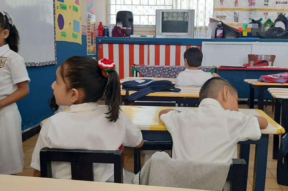 La educación sigue avanzando, el maestro tiene que actualizarse, como cualquier profesionista: docentes