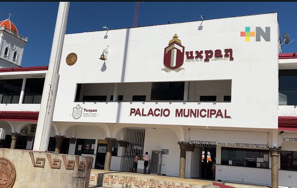 Municipio de Tuxpan ha logrado reducir en 30 por ciento comercio informal en el centro