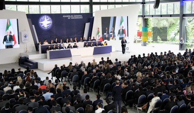 Conectividad aérea clave en la competitividad turística: Miguel Torruco