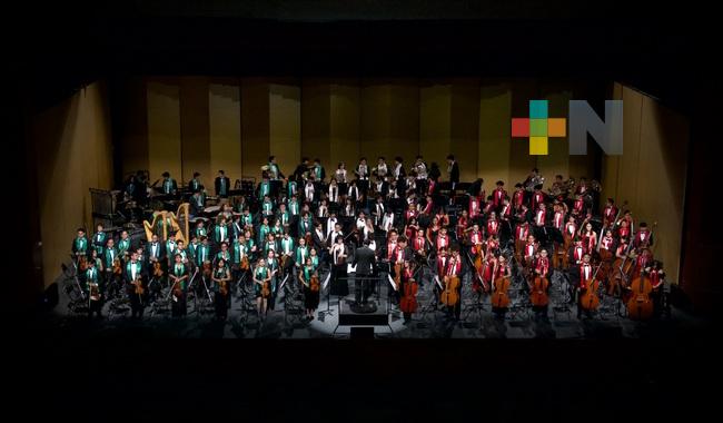 Más de mil 600 personas aplauden el inicio de la gira nacional de la Orquesta Sinfónica Infantil de México