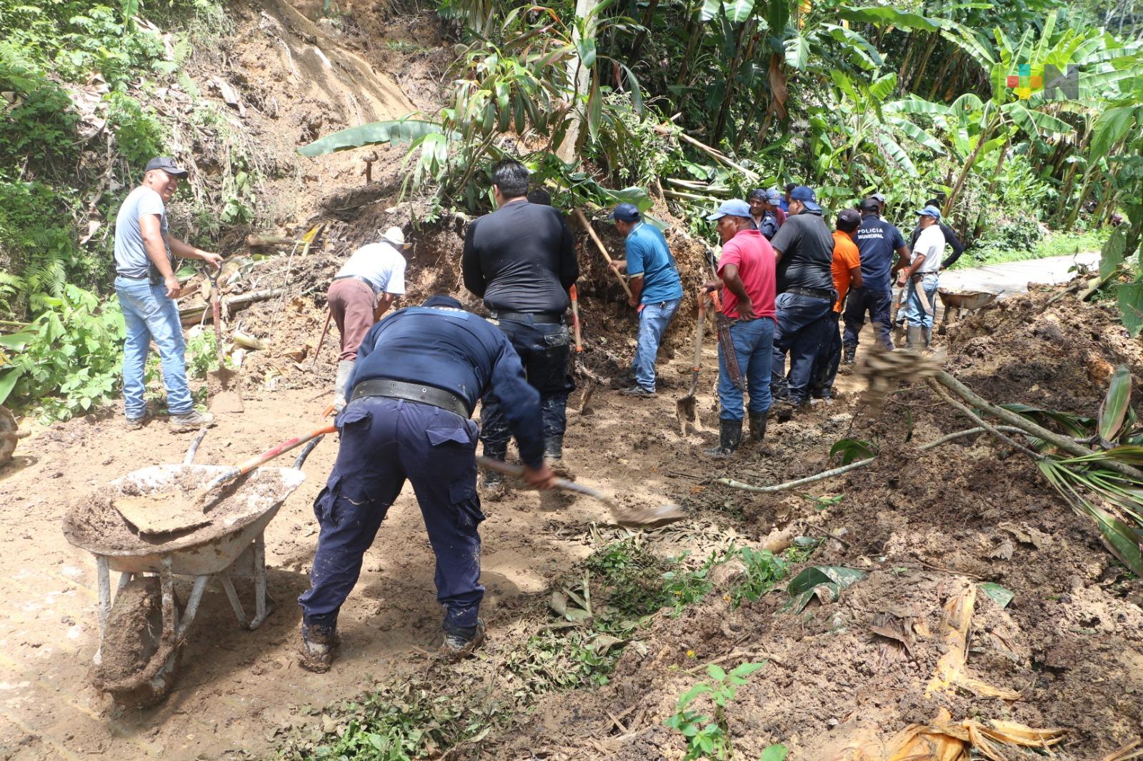 Instancias estatales y federales recorren zonas afectadas por lluvias en sierra de Zongolica